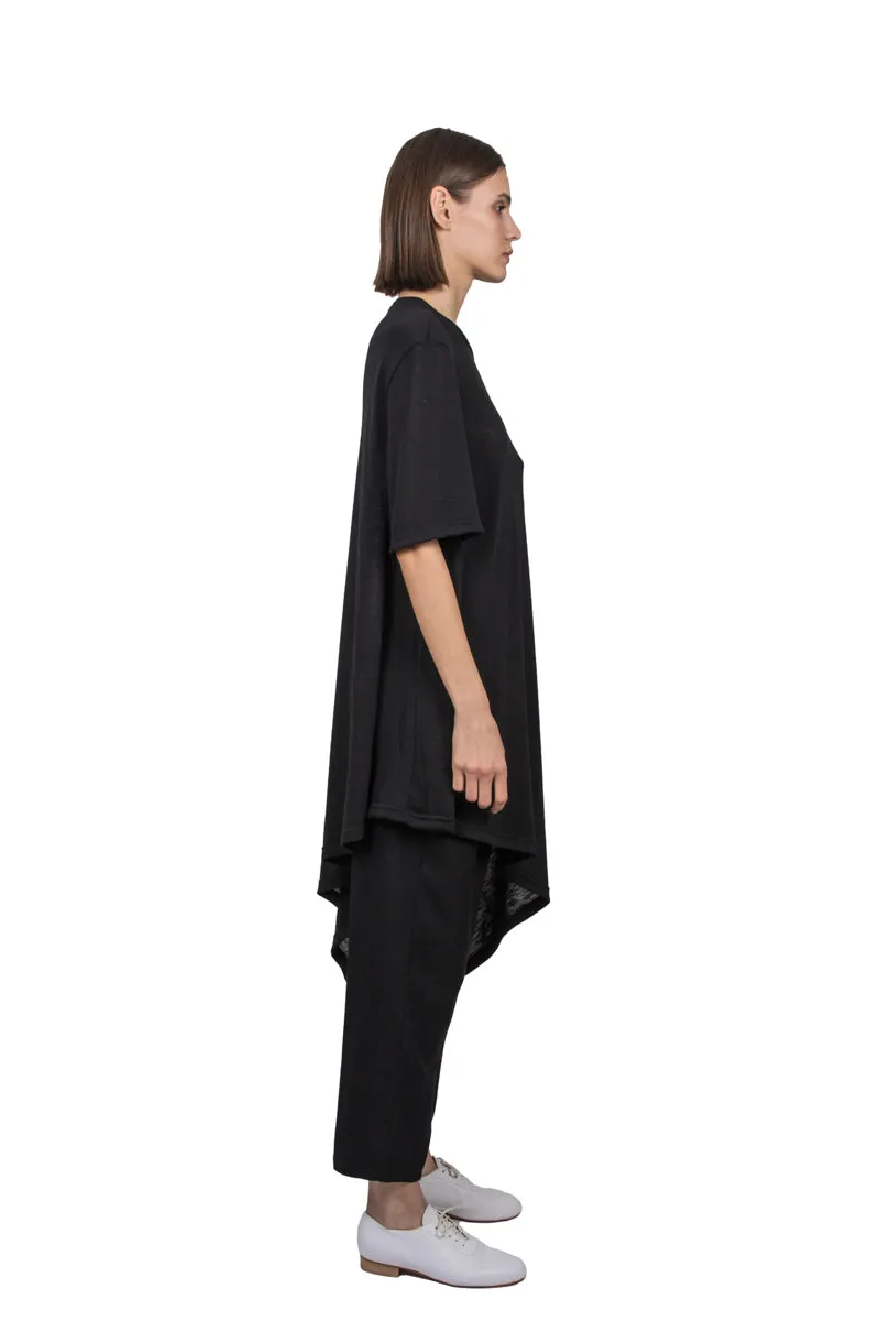 Asymmetric t-shirt