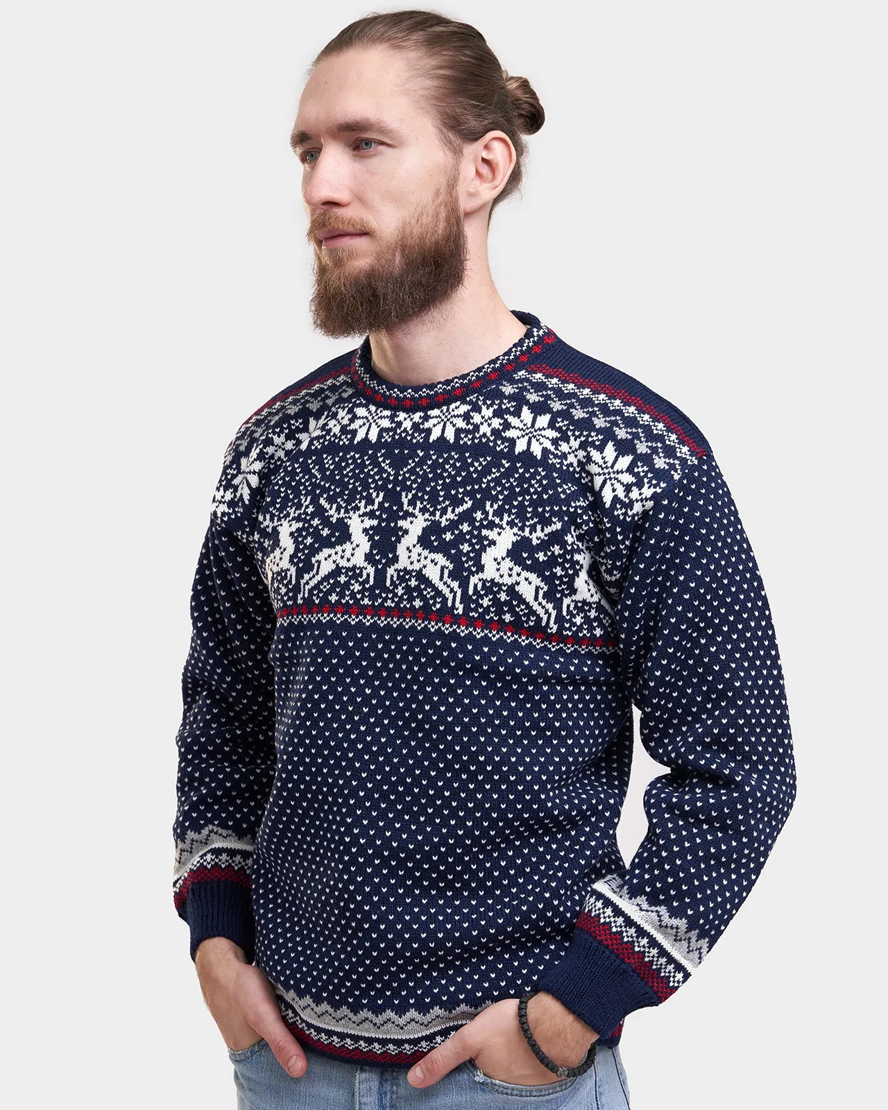 Reindeer men's round neck sweater