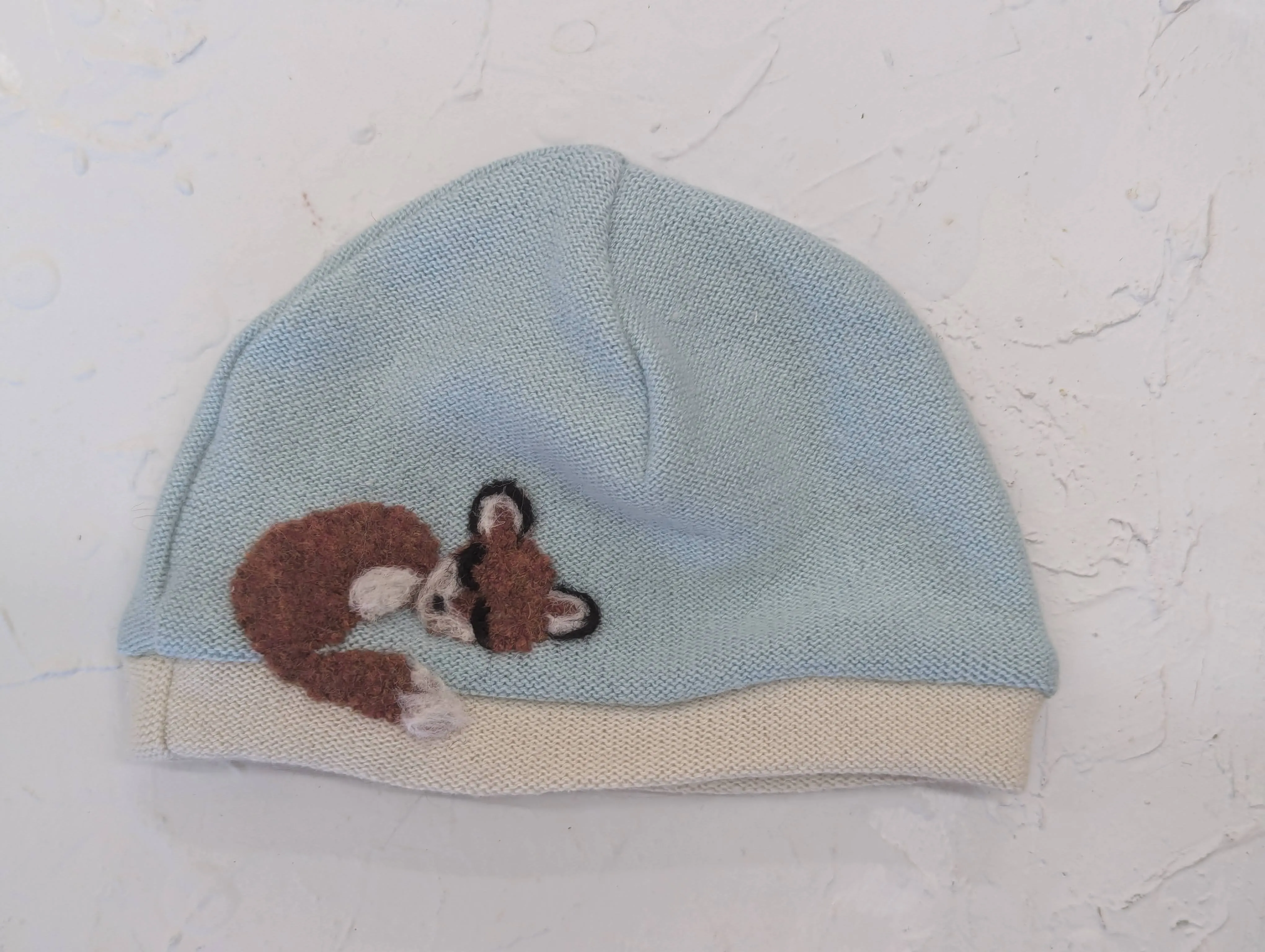 Sleeping Fox Cashmere Hat - Baby